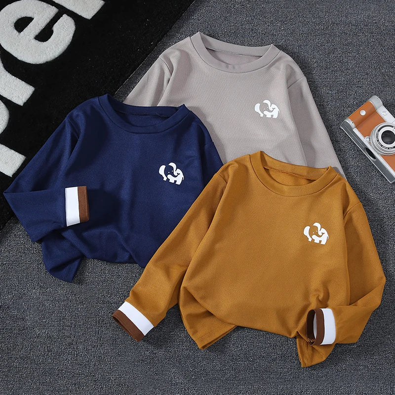 Solid Color Small Logo Long Sleeved T-shirt