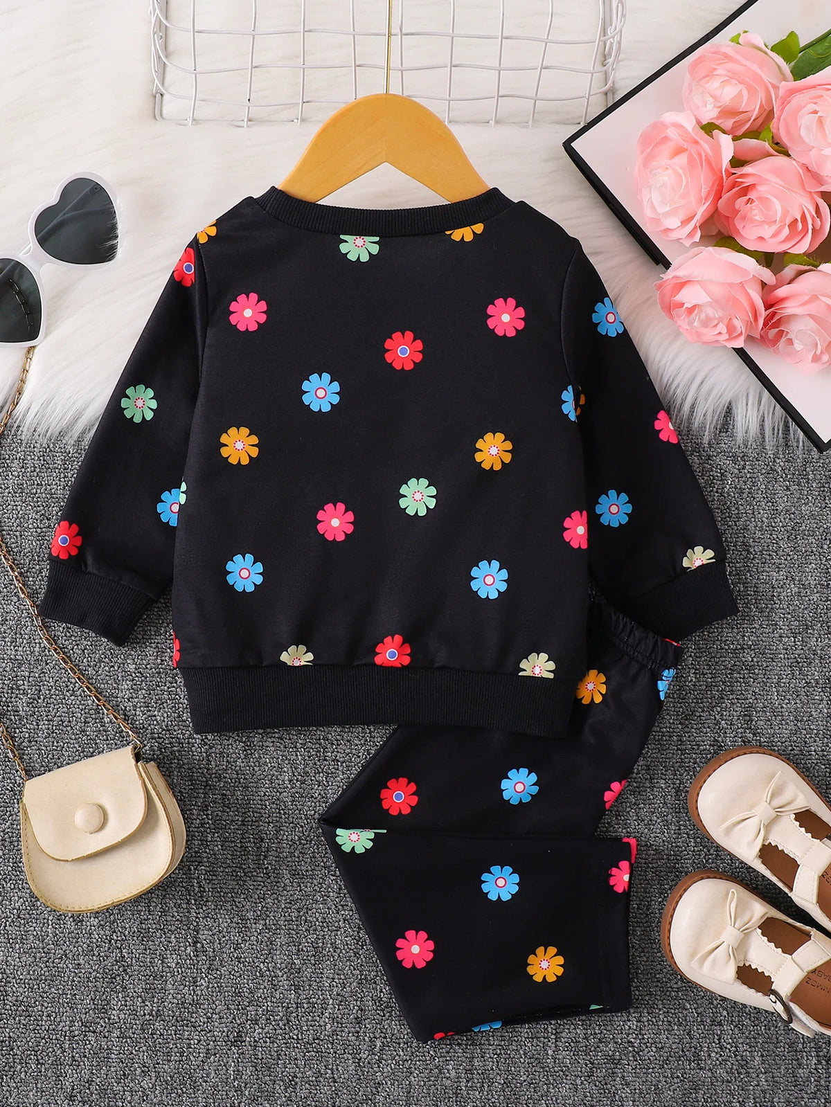 Black Base Colorful Flower Fun Set